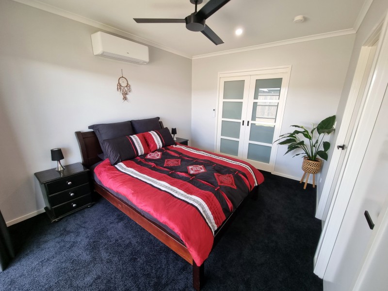 8 Hunter Parkway, Palmview QLD 4553