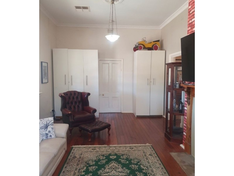 466 Greenhills rd, Greenhills WA 6302