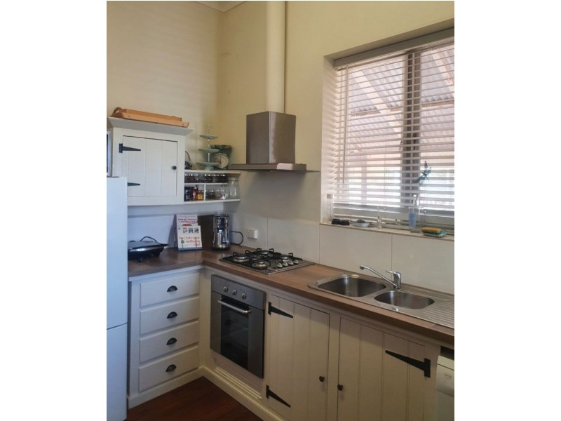 466 Greenhills rd, Greenhills WA 6302