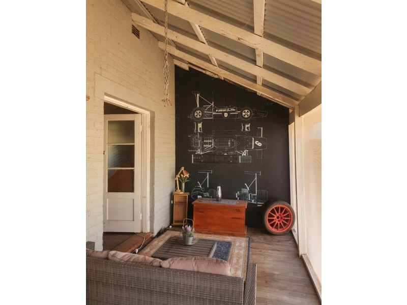 466 Greenhills rd, Greenhills WA 6302