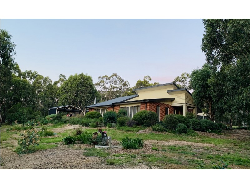 7-15 Langlands Lane, Glenmaggie VIC 3858