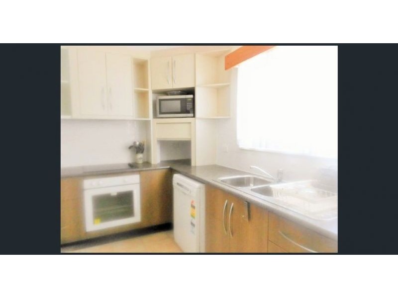 9 Irving Street, Cranbrook QLD 4814