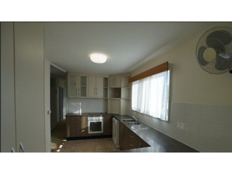 9 Irving Street, Cranbrook QLD 4814