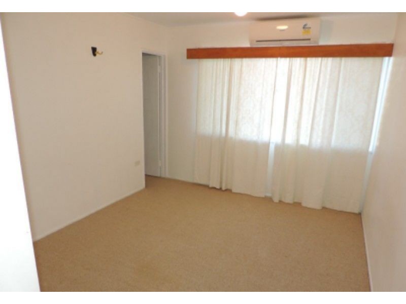 9 Irving Street, Cranbrook QLD 4814