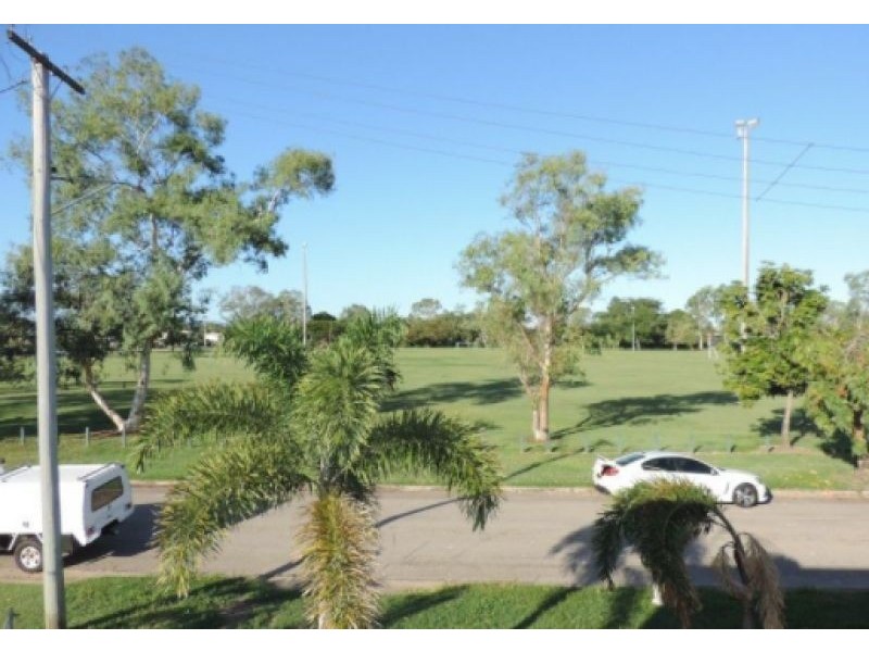 9 Irving Street, Cranbrook QLD 4814