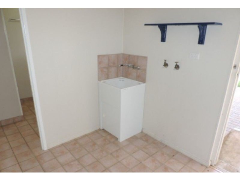 9 Irving Street, Cranbrook QLD 4814