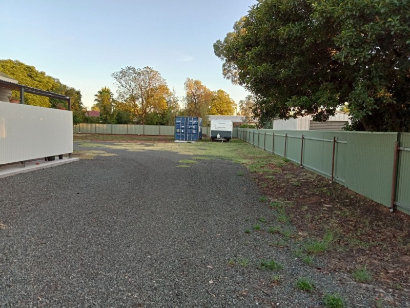 1 & 2/69 Becker St, Cobar NSW 2835