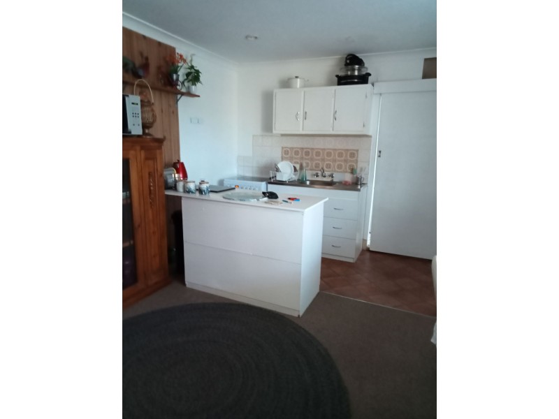 1 & 2/69 Becker St, Cobar NSW 2835