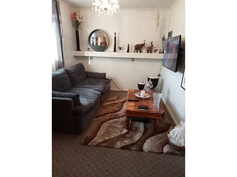 1 & 2/69 Becker St, Cobar NSW 2835