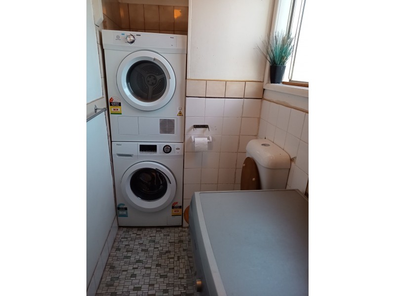 1 & 2/69 Becker St, Cobar NSW 2835