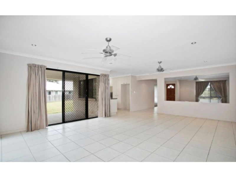 350 Anzac Ave, Marian QLD 4753