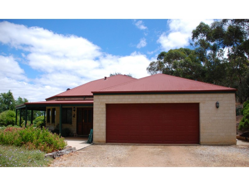 25 Nickajack Place, Kangaroo Gully WA 6255