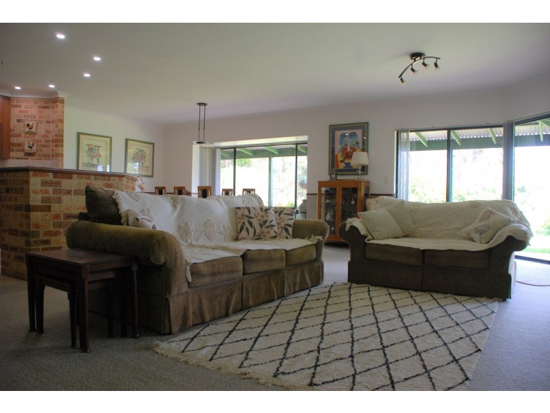 25 Nickajack Place, Kangaroo Gully WA 6255