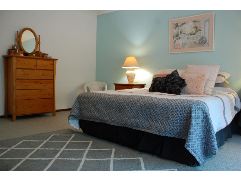 25 Nickajack Place, Kangaroo Gully WA 6255