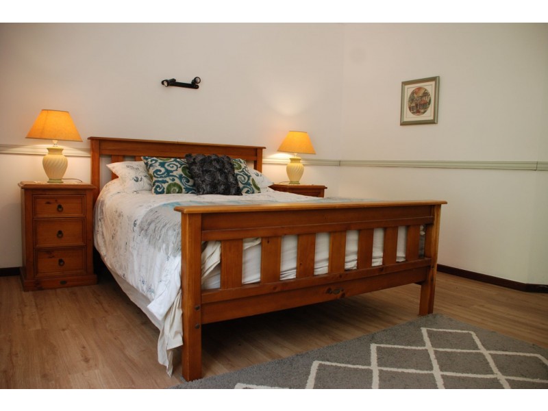 25 Nickajack Place, Kangaroo Gully WA 6255