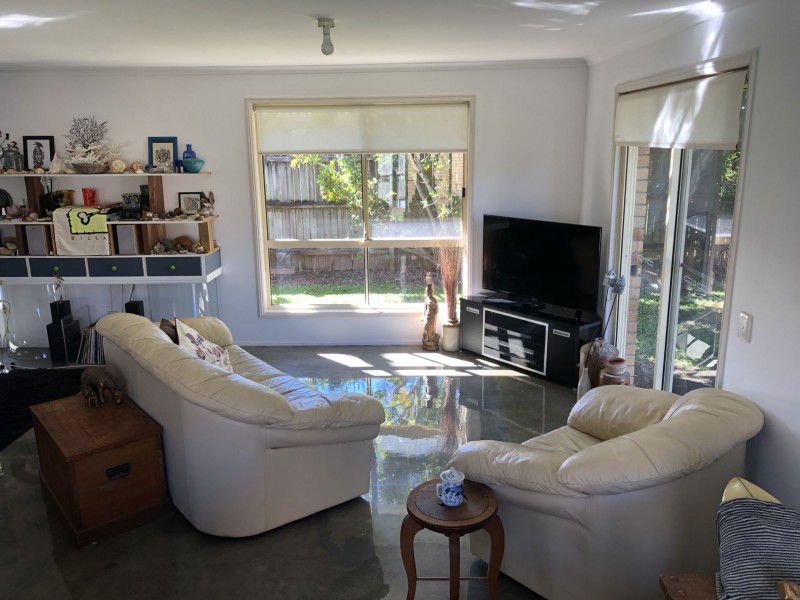 44 Southlake Drive, Varsity Lakes QLD 4227