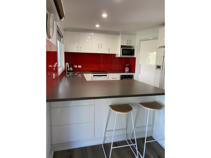 12 Bonza Crescent, Batlow NSW 2730