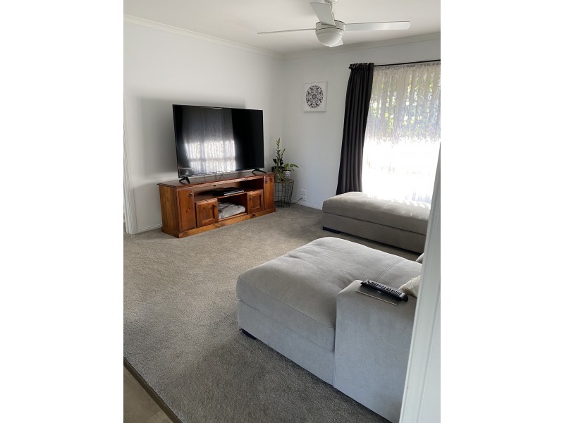 12 Bonza Crescent, Batlow NSW 2730