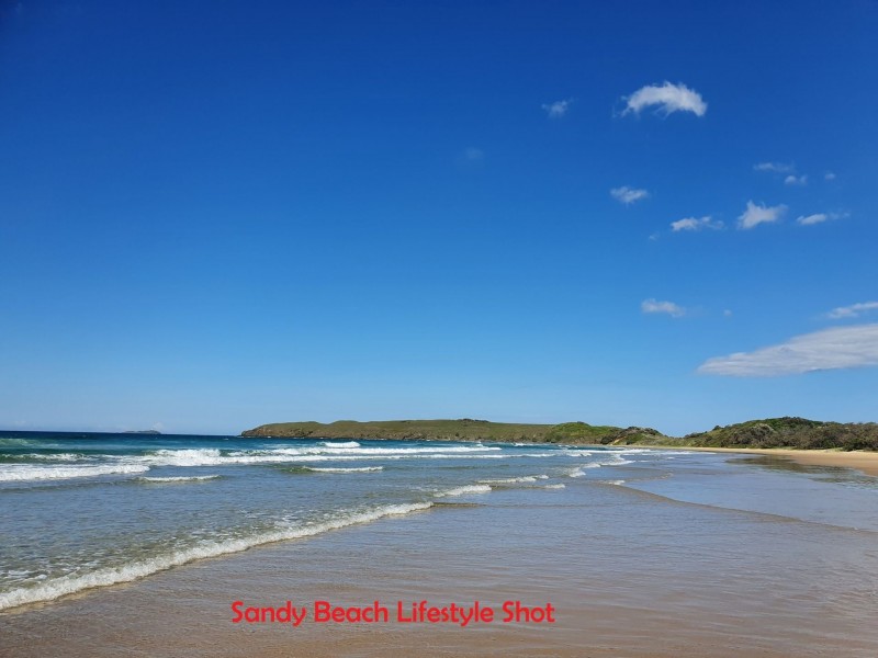 18 Emerald Heights Drive, Emerald Beach NSW 2456