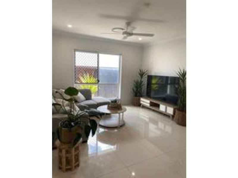 17 Rosella Way, Deebing Heights QLD 4306