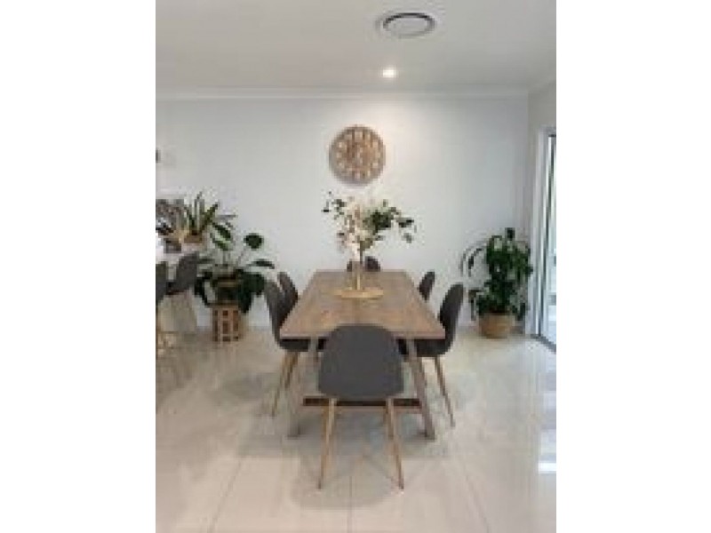 17 Rosella Way, Deebing Heights QLD 4306