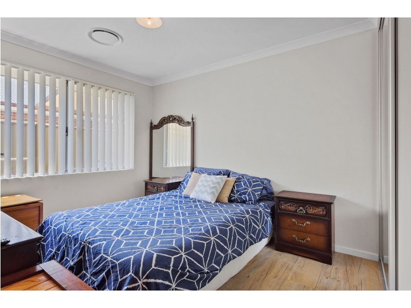 11 Charoite Street, Australind WA 6233