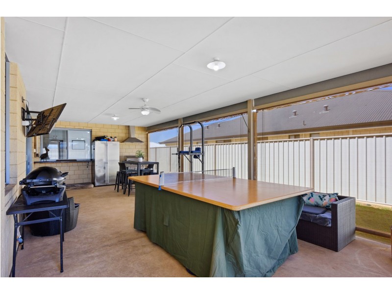 11 Charoite Street, Australind WA 6233