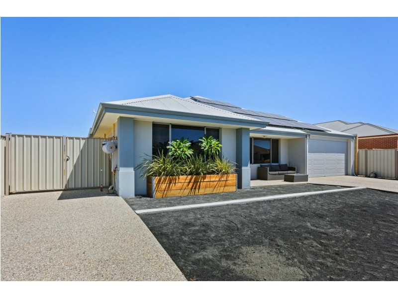 11 Charoite Street, Australind WA 6233