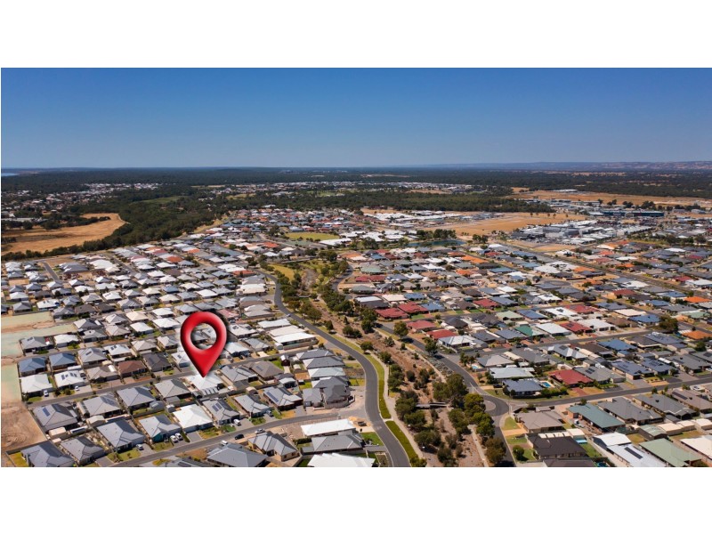 11 Charoite Street, Australind WA 6233