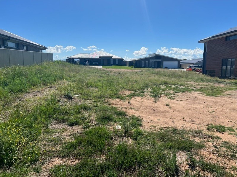 9 cain drive, Kelso NSW 2795