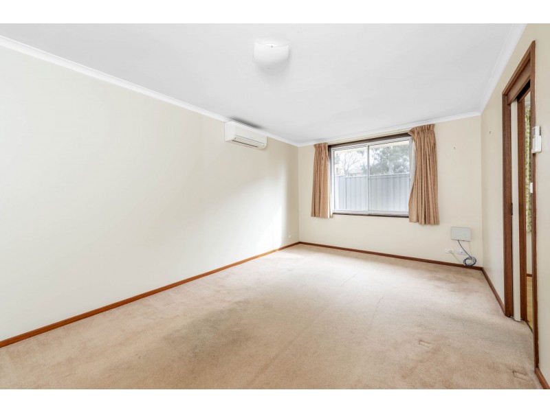 8/10-12 Booth St, Queanbeyan East NSW 2620