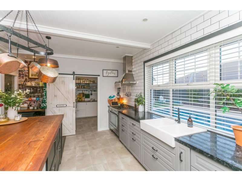 42 Portmarnock Drive, The Vines WA 6069