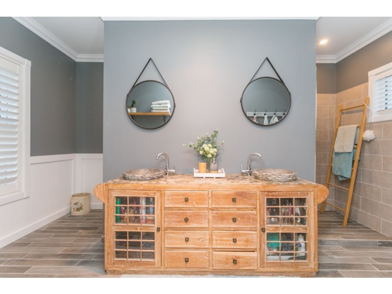 42 Portmarnock Drive, The Vines WA 6069