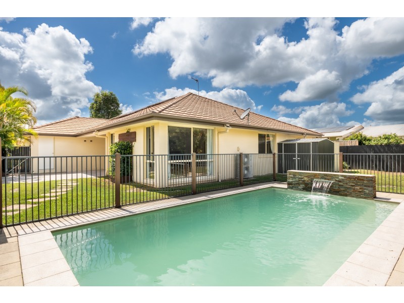 13 Bolwarra Crt, Beerwah QLD 4519