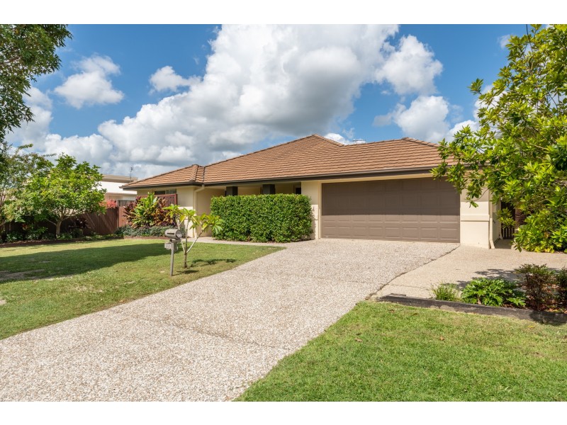 13 Bolwarra Crt, Beerwah QLD 4519