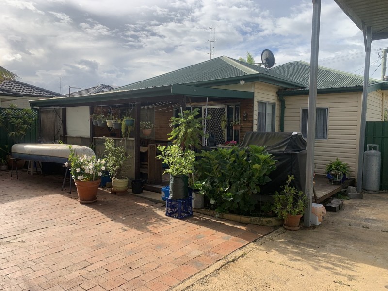 137 Pur pur ave, Lake Illawarra NSW 2528