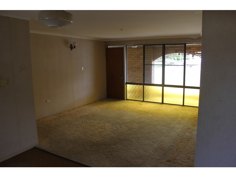 8 McKellar Court, Mount Pleasant QLD 4740