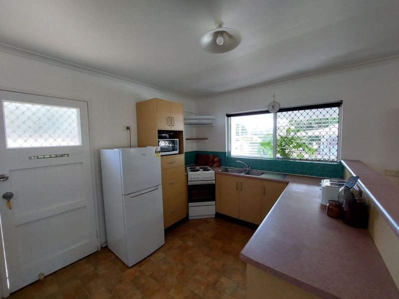16/191-199 Woodward Street, Whitfield QLD 4870