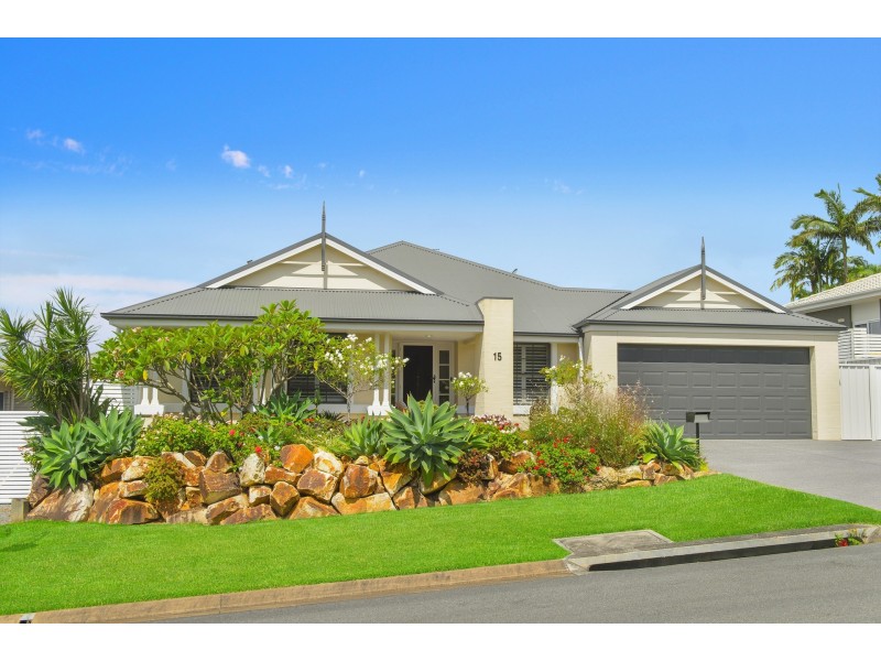 15 St Lucia Place, Bonny Hills NSW 2445