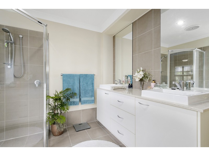 15 St Lucia Place, Bonny Hills NSW 2445