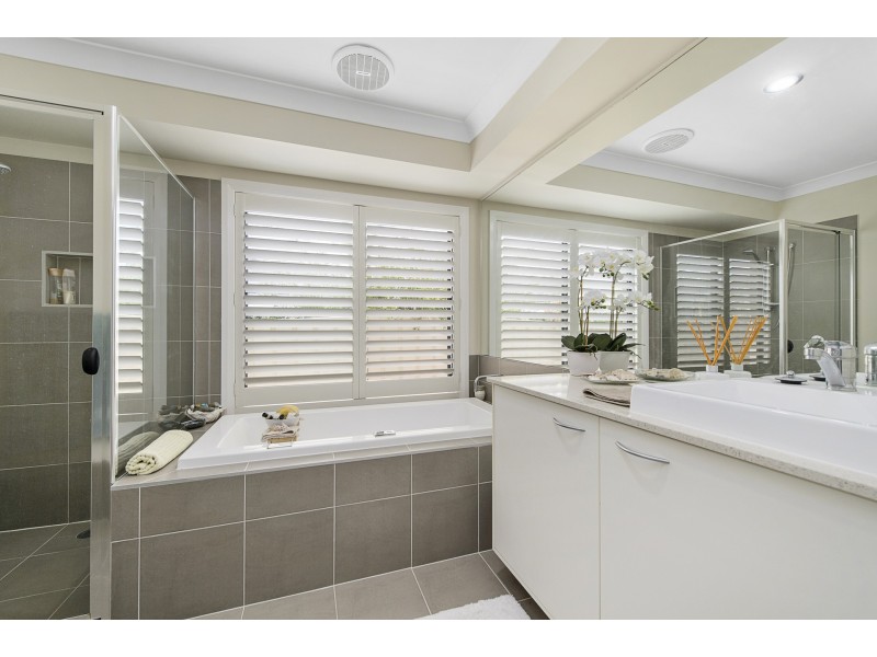 15 St Lucia Place, Bonny Hills NSW 2445