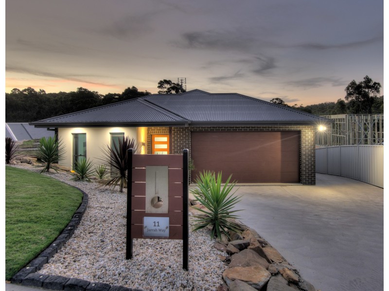 11 Jarrah way, Malua Bay NSW 2536