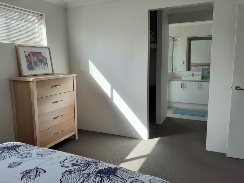 176 Pebble Beach Boulevard, Meadow Springs WA 6210