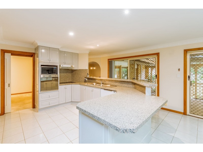 39 Parasol Street, Bellbowrie QLD 4070