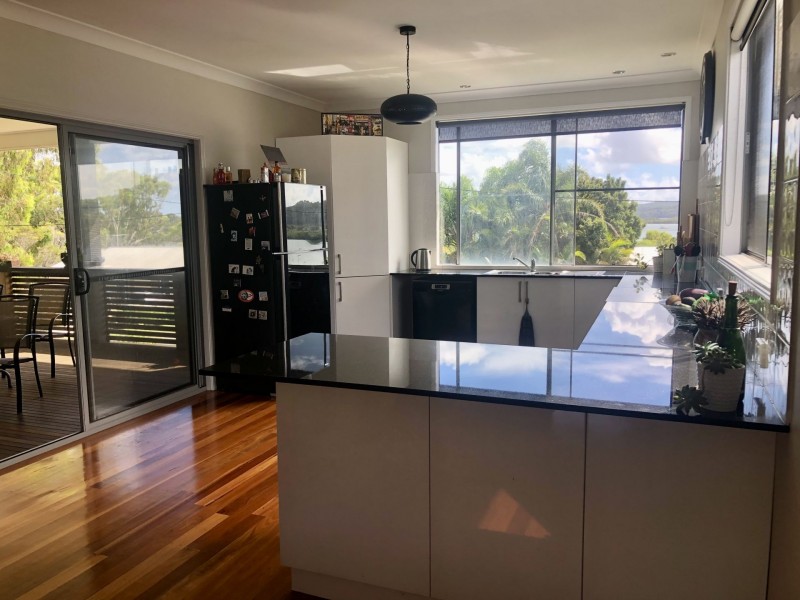 9 Schooner Street, Russell Island QLD 4184