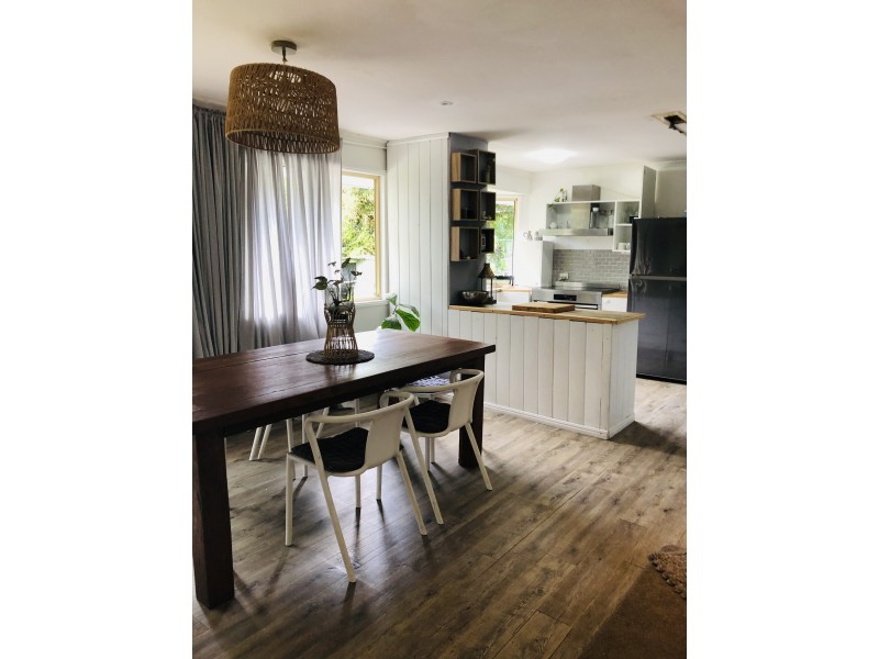 8 Low st, Eumundi QLD 4562