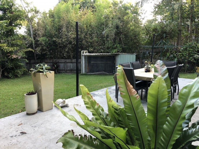 8 Low st, Eumundi QLD 4562