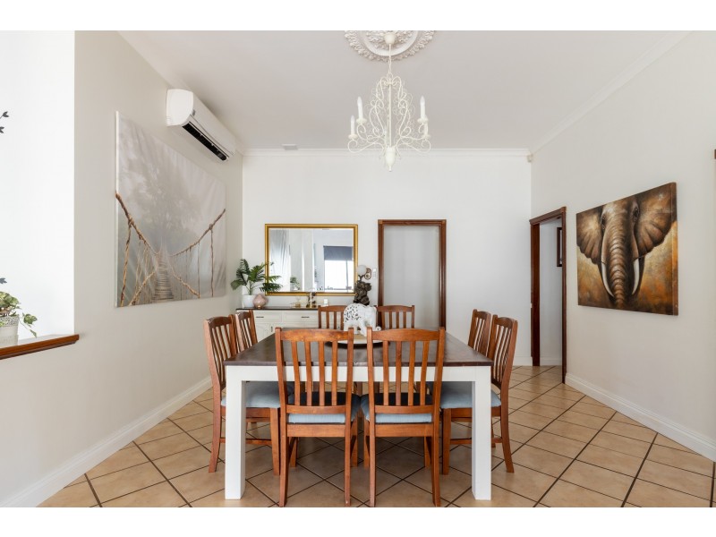 16 Strasbourg ramble, Port Kennedy WA 6172