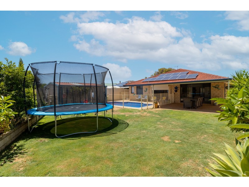 16 Strasbourg ramble, Port Kennedy WA 6172