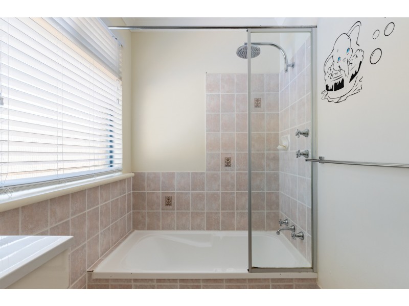 16 Strasbourg ramble, Port Kennedy WA 6172